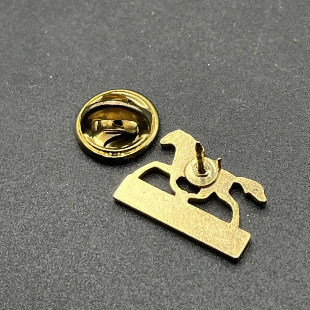 Kentucky Horse Gold Tone Lapel Hat Pin